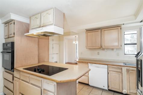 715 S 141st Street Tacoma WA 98444