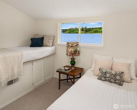 22113 Dockton Road SW Vashon WA 98070