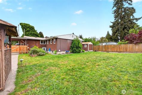 610 4th Street NE Puyallup WA 98372