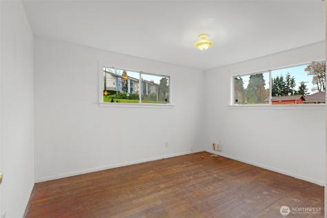 833 E Marine View Drive Everett WA 98201