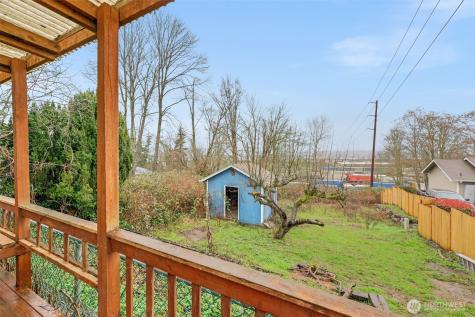 833 E Marine View Drive Everett WA 98201