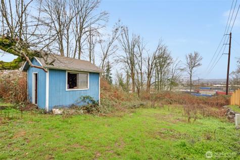 833 E Marine View Drive Everett WA 98201