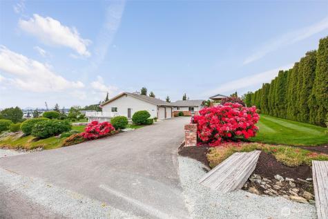 19679 Smiley Drive Mount Vernon WA 98274