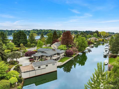61 Cascade Key Bellevue WA 98006