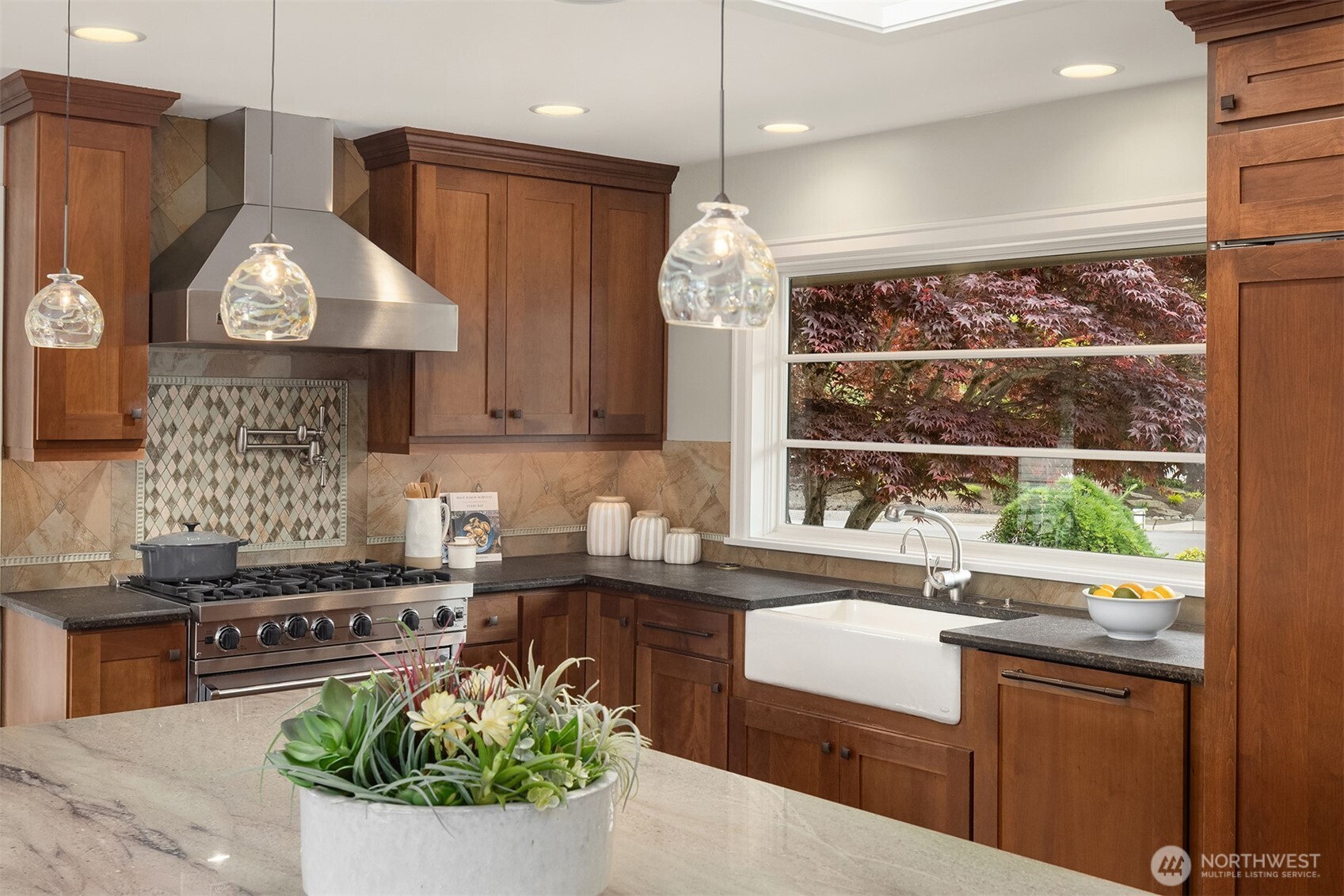61 Cascade Key Bellevue WA 98006