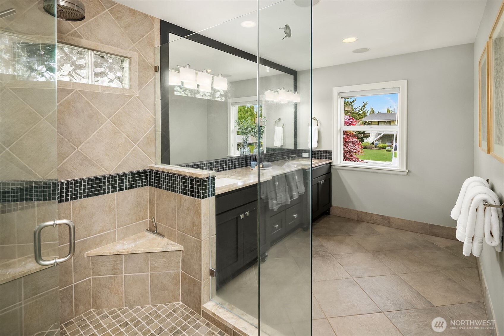 61 Cascade Key Bellevue WA 98006