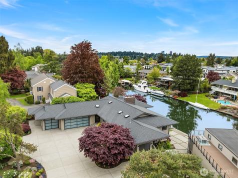 61 Cascade Key Bellevue WA 98006