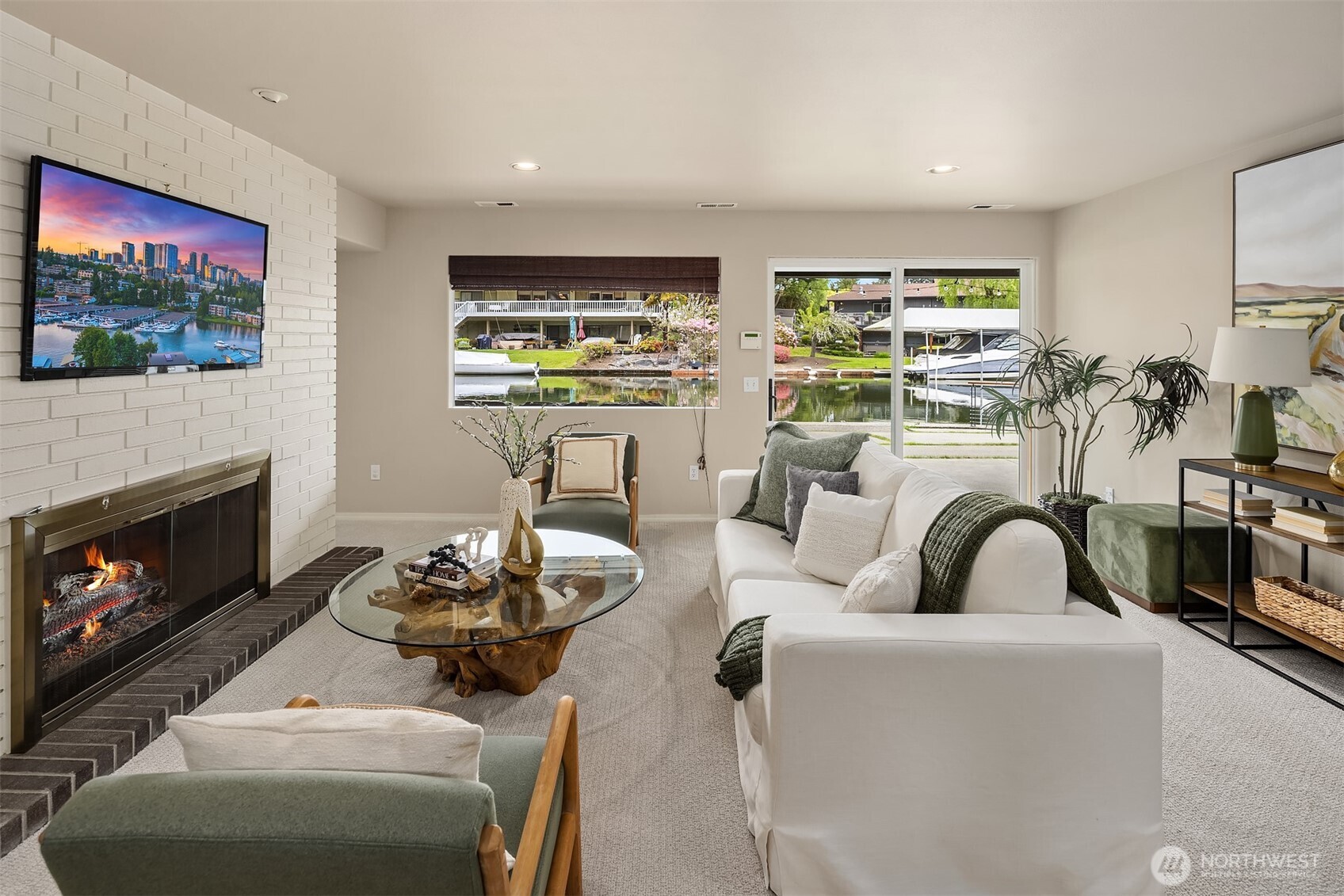 61 Cascade Key Bellevue WA 98006