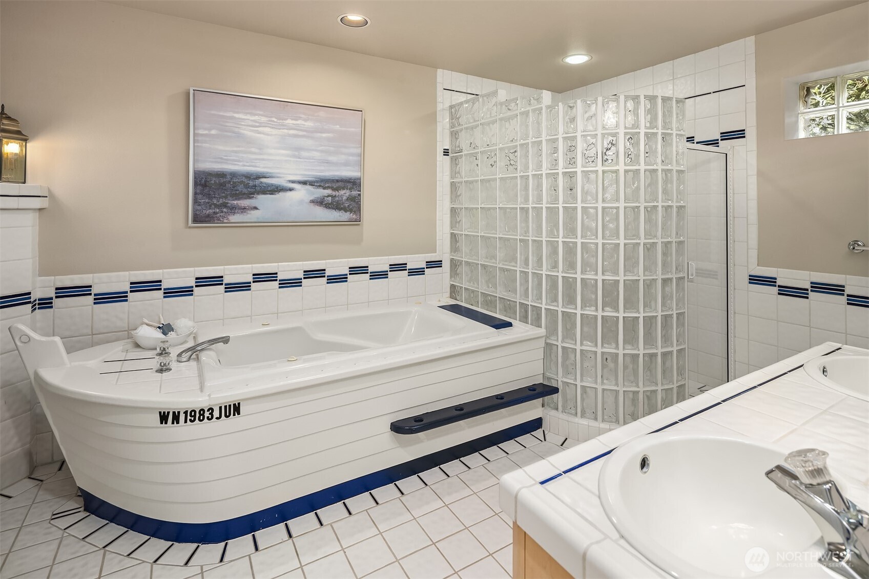 61 Cascade Key Bellevue WA 98006