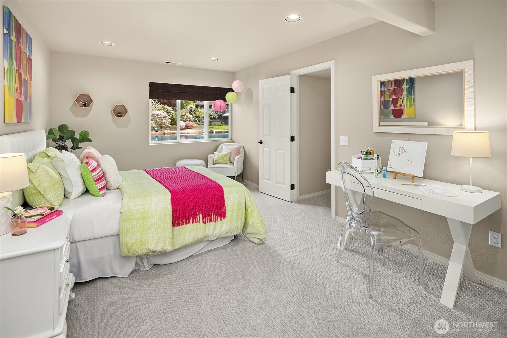 61 Cascade Key Bellevue WA 98006