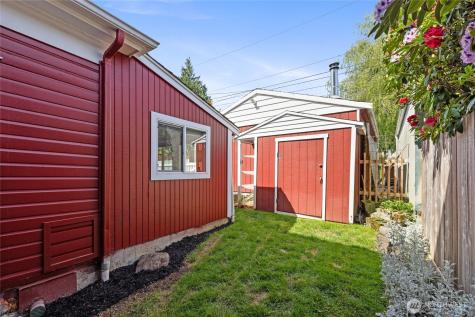 1908 N Anderson Street Tacoma WA 98406