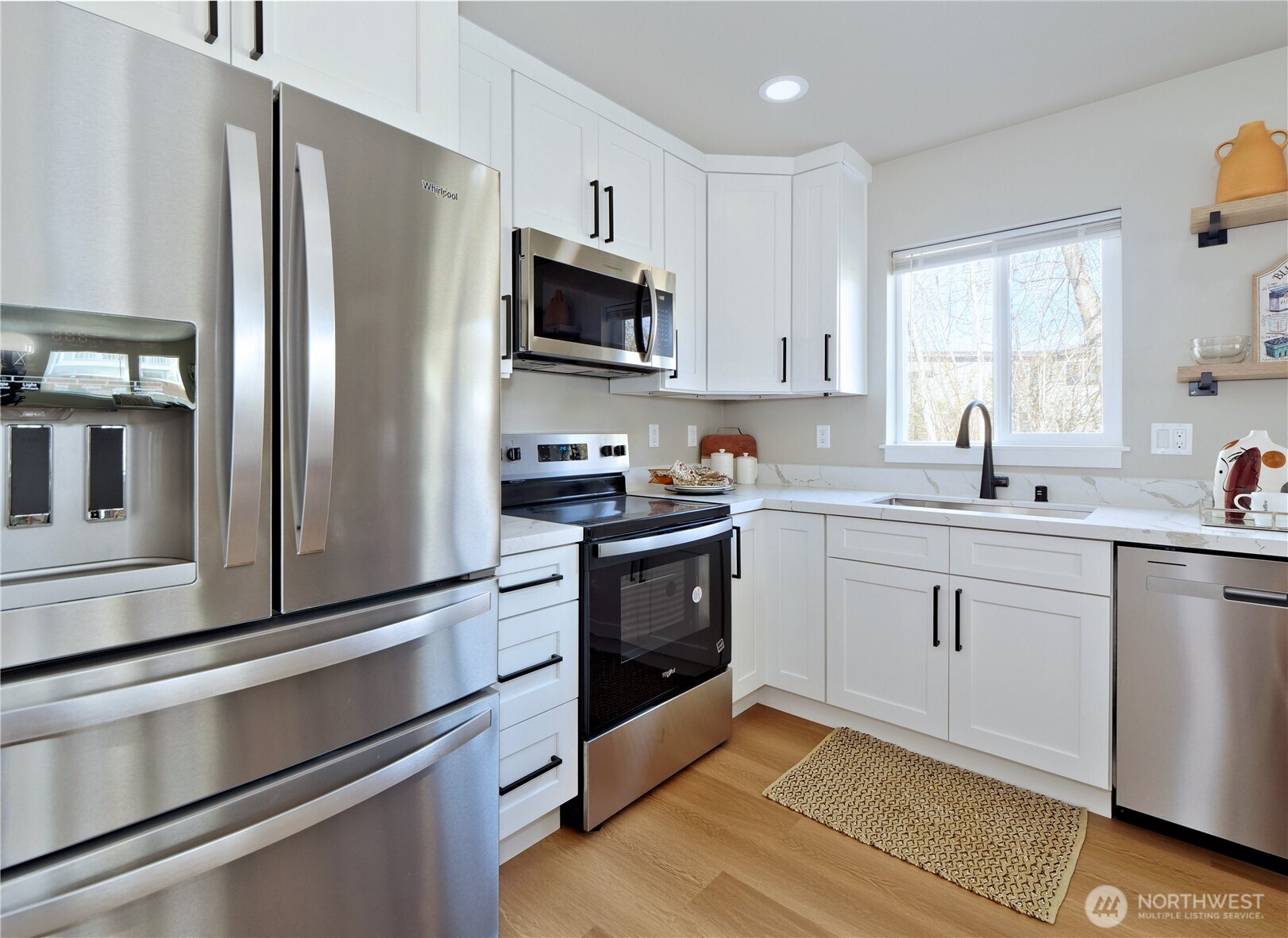 4834 25th Avenue SW Seattle WA 98106
