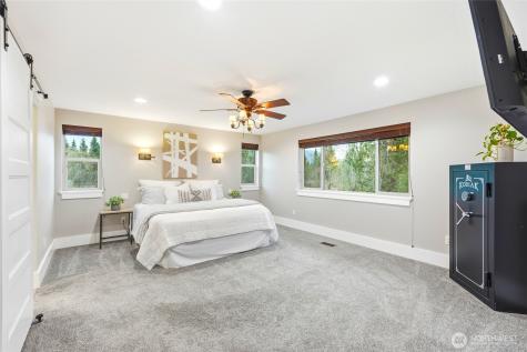 15322 May Creek Road Gold Bar WA 98251