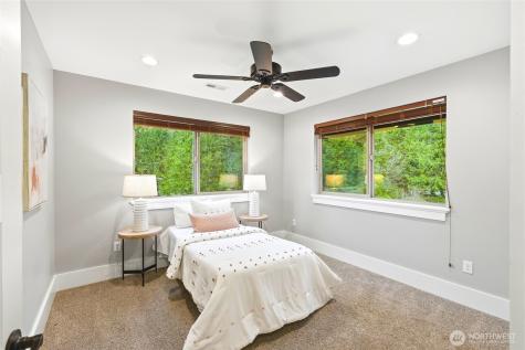 15322 May Creek Road Gold Bar WA 98251