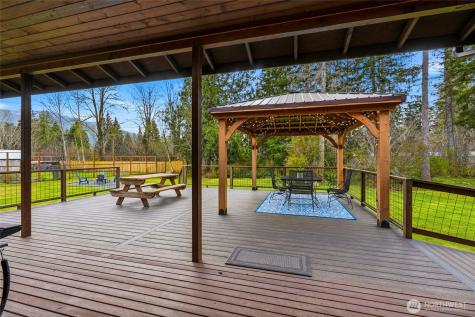 15322 May Creek Road Gold Bar WA 98251