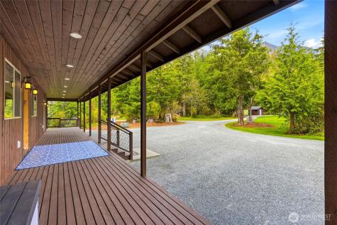 15322 May Creek Road Gold Bar WA 98251