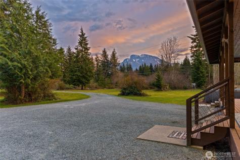 15322 May Creek Road Gold Bar WA 98251