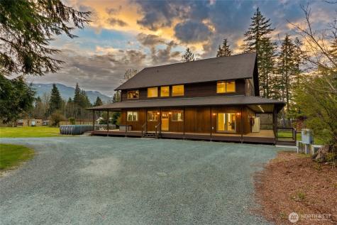 15322 May Creek Road Gold Bar WA 98251