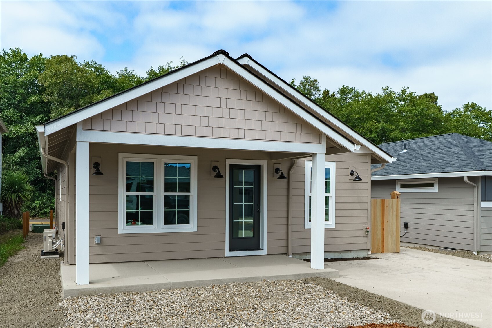 117 7th Street SW Long Beach WA 98631