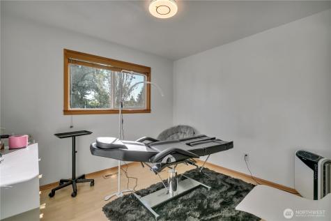 3302 Centennial Way NE Tacoma WA 98422