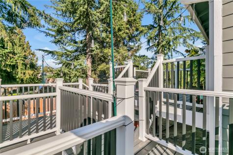 3302 Centennial Way NE Tacoma WA 98422
