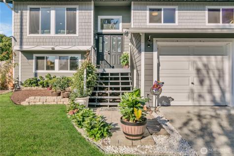 3302 Centennial Way NE Tacoma WA 98422