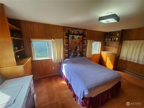 15 River Road W Omak WA 98841