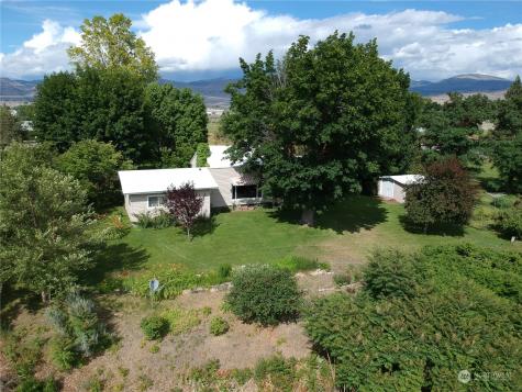 15 River Road W Omak WA 98841