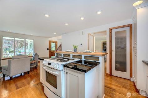 257 Dawn Crest Place Camano Island WA 98282