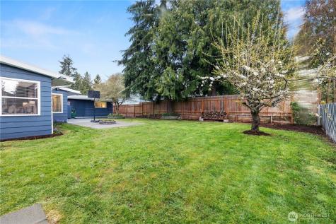 4610 181st Place SW Lynnwood WA 98037