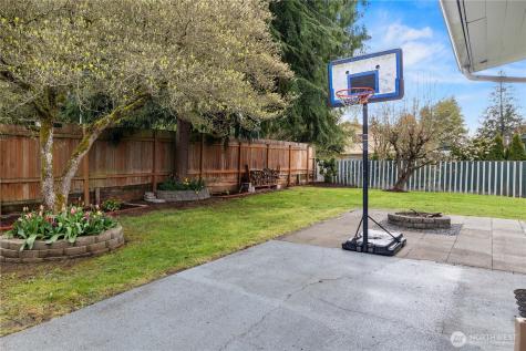 4610 181st Place SW Lynnwood WA 98037