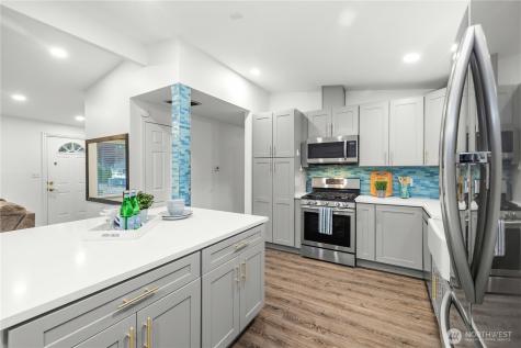 4610 181st Place SW Lynnwood WA 98037