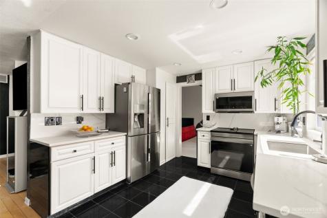 12737 NE 97th Place Kirkland WA 98033