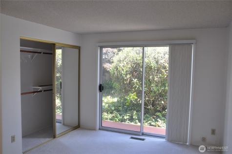 632 164th Place NE Bellevue WA 98008