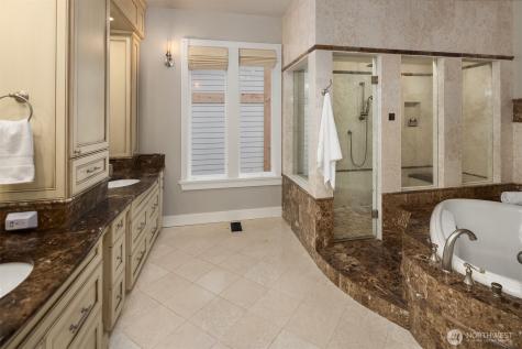 21219 SE 39th Street Sammamish WA 98075
