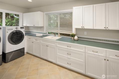 21219 SE 39th Street Sammamish WA 98075