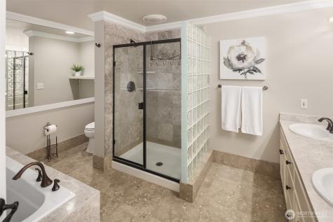 21219 SE 39th Street Sammamish WA 98075