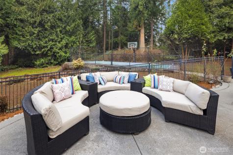 21219 SE 39th Street Sammamish WA 98075