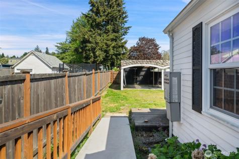 2947 38th Avenue NE Tacoma WA 98422