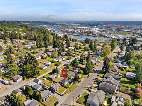2947 38th Avenue NE Tacoma WA 98422