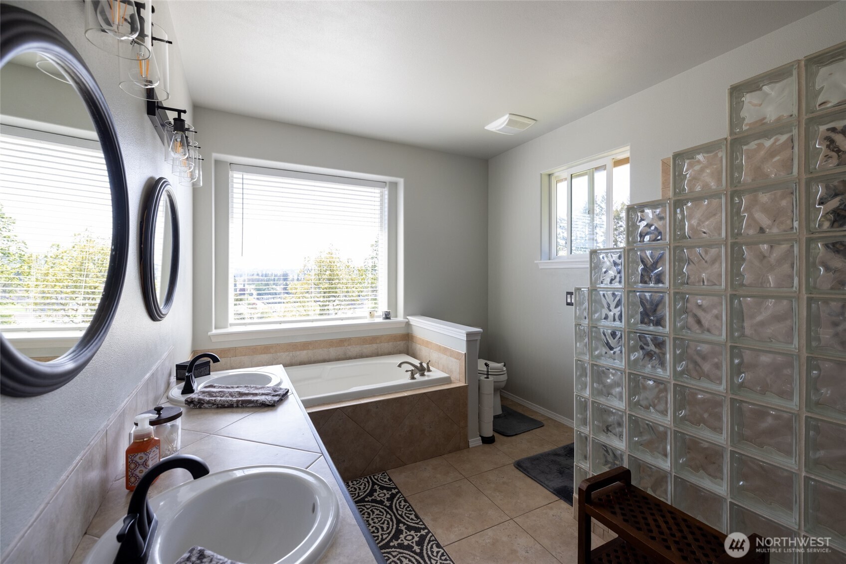 1895 SE Maple Drive Chehalis WA 98532