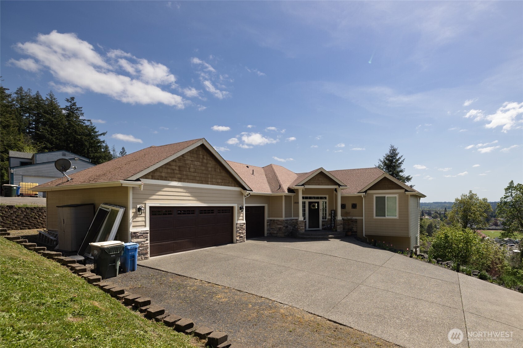 1895 SE Maple Drive Chehalis WA 98532