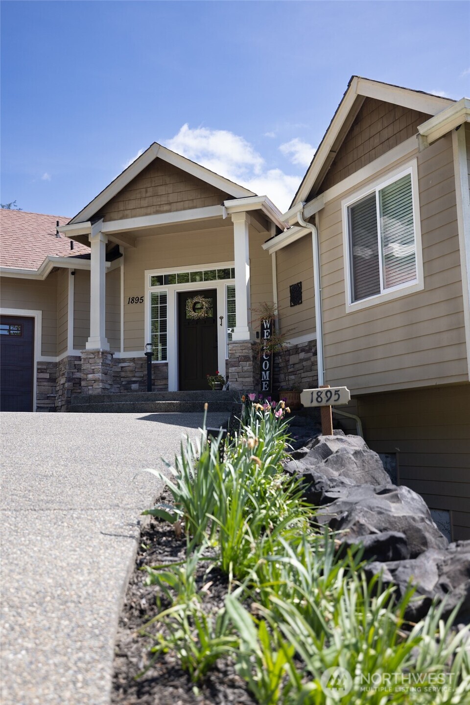 1895 SE Maple Drive Chehalis WA 98532