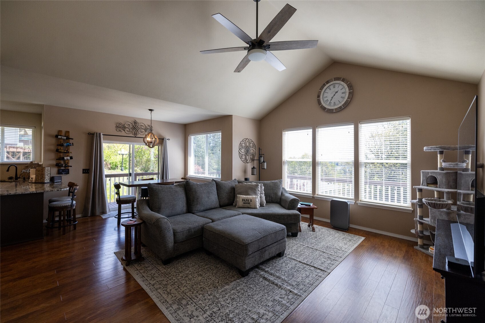 1895 SE Maple Drive Chehalis WA 98532