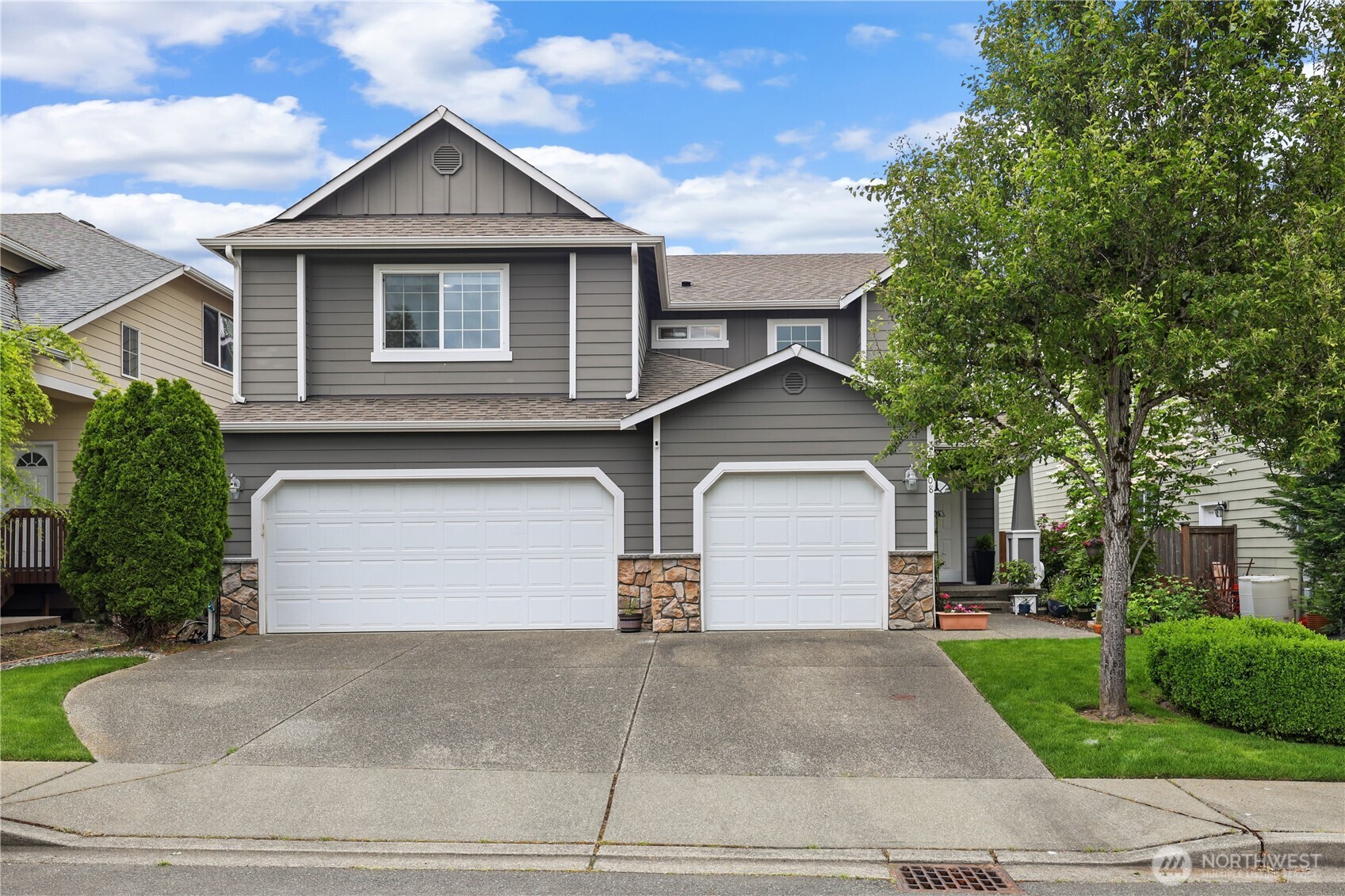 5208 NE 8th Court Renton WA 98059