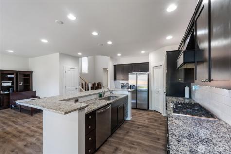 18918 105th Avenue E Puyallup WA 98374