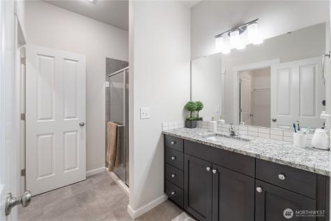 18918 105th Avenue E Puyallup WA 98374