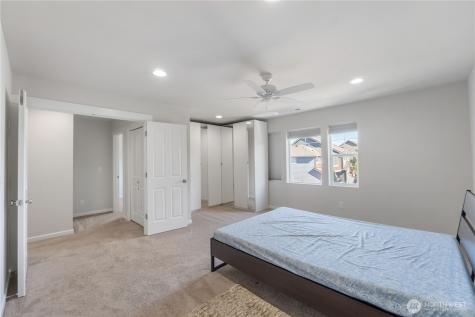 18918 105th Avenue E Puyallup WA 98374