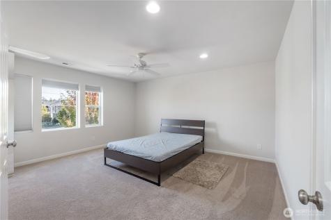 18918 105th Avenue E Puyallup WA 98374
