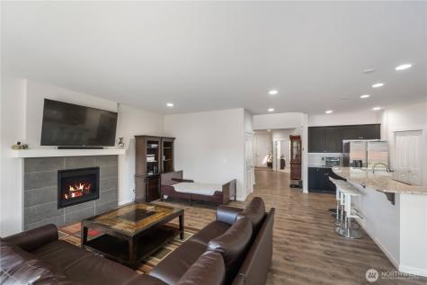 18918 105th Avenue E Puyallup WA 98374
